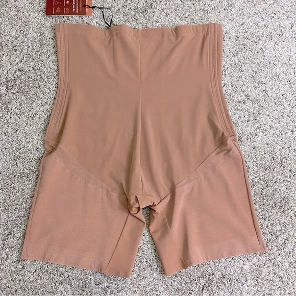 Honeylove Ladies Size 3X NWT Tan Super Power Shorts